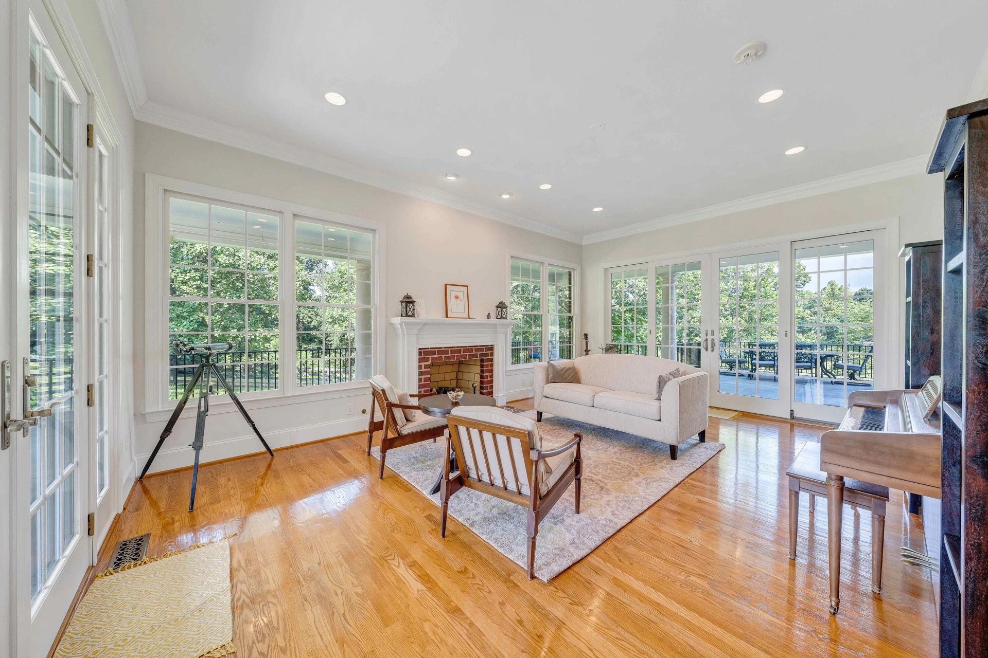 5736 Blacksburg RD - Photo 15