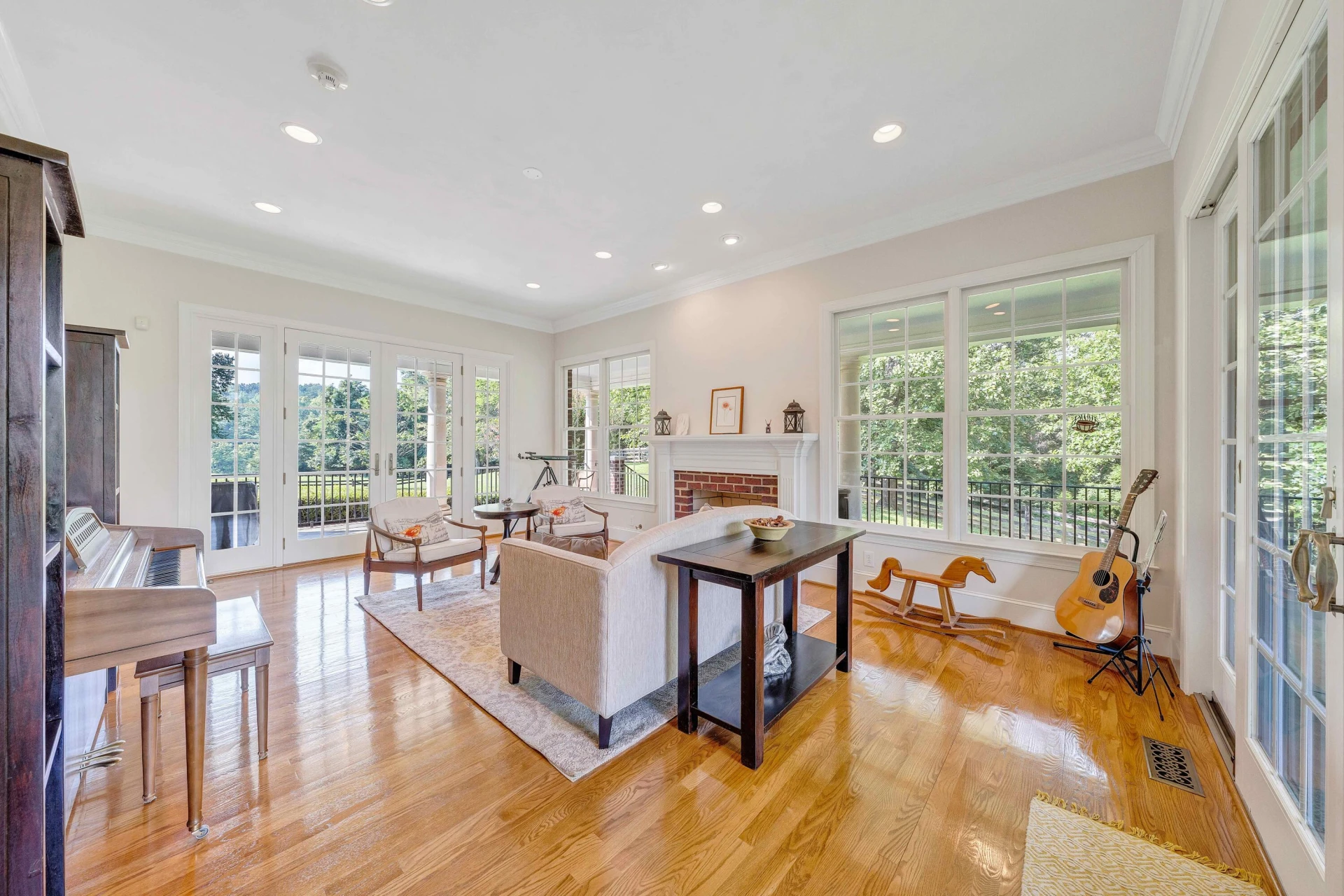 5736 Blacksburg RD - Photo 16