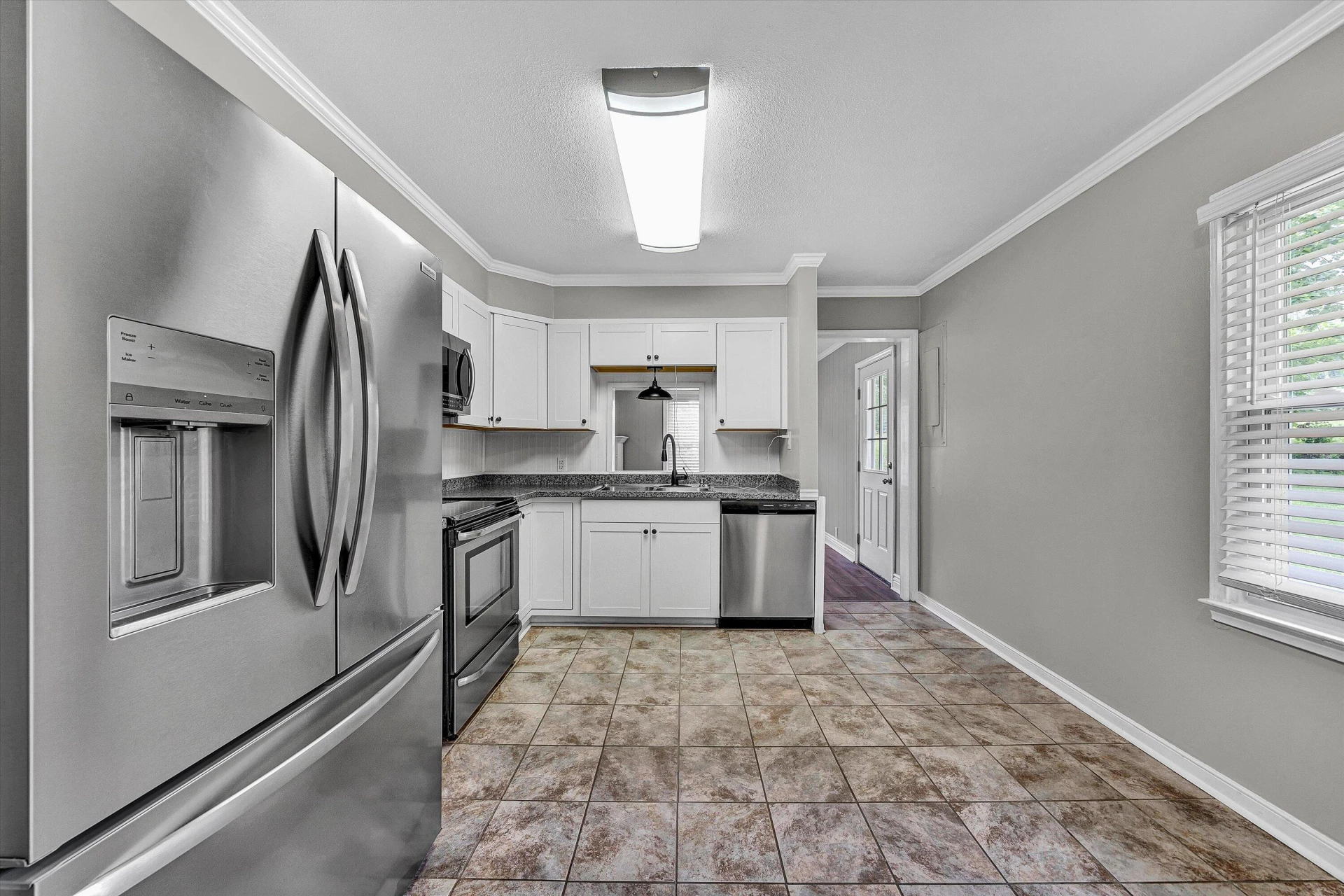 84 Oak LN - Photo 11