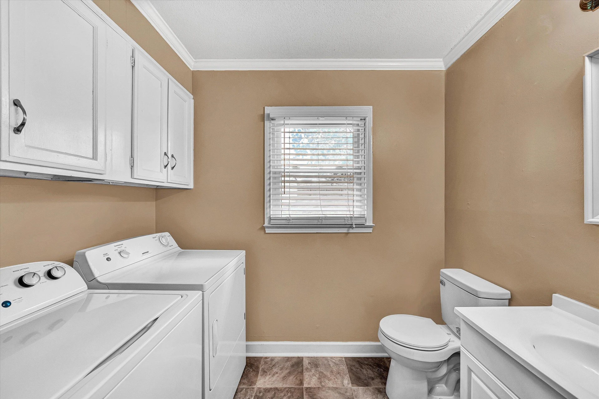 84 Oak LN - Photo 12