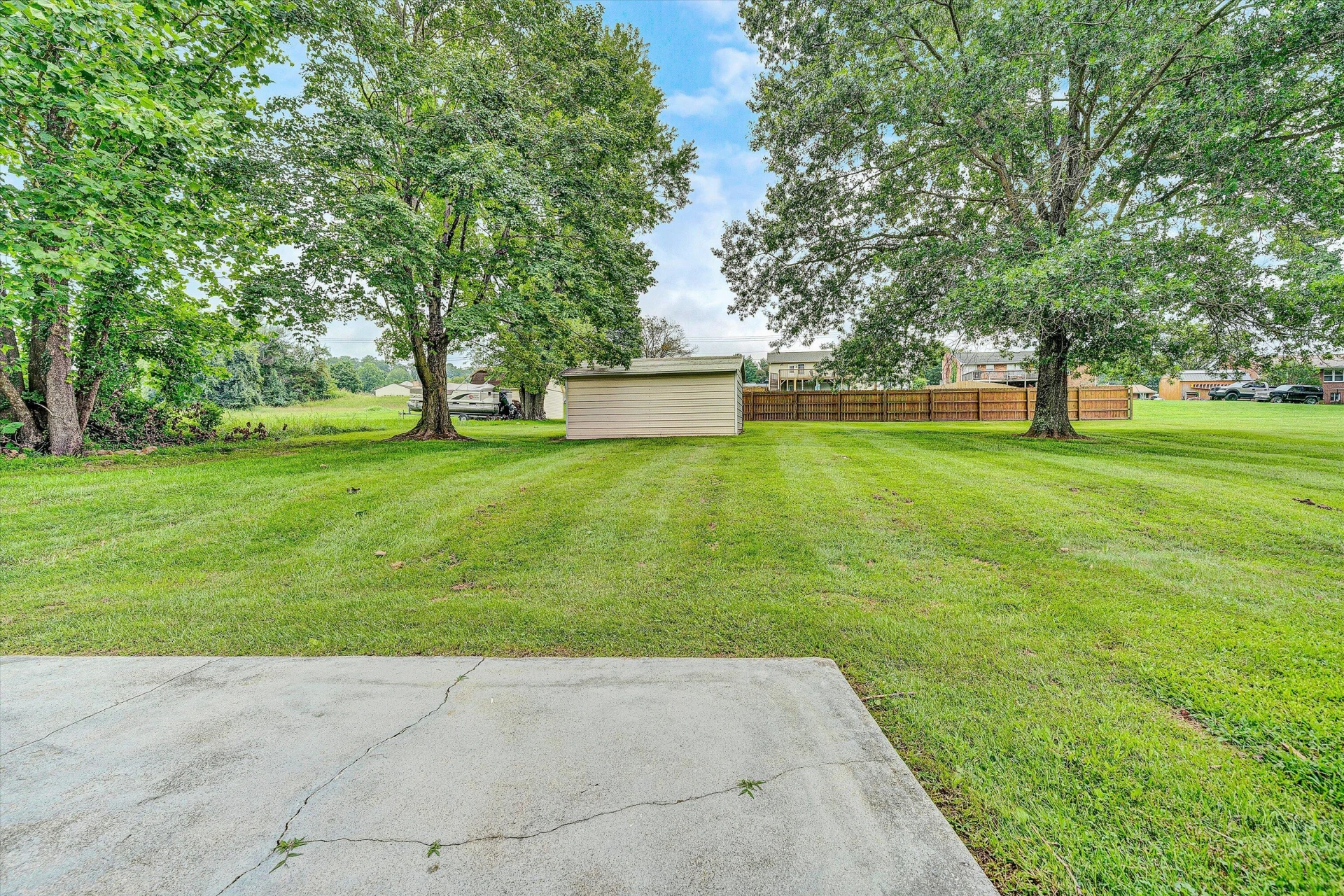 84 Oak LN - Photo 18