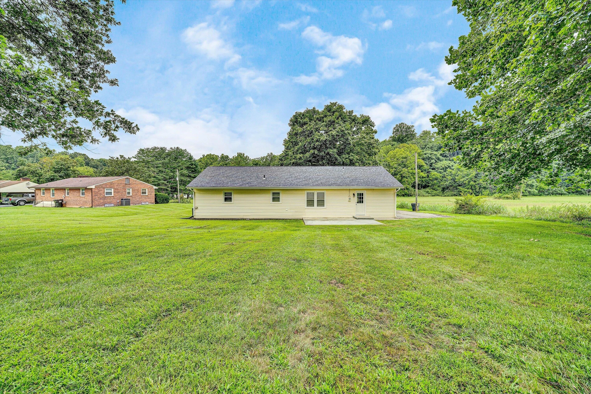 84 Oak LN - Photo 20