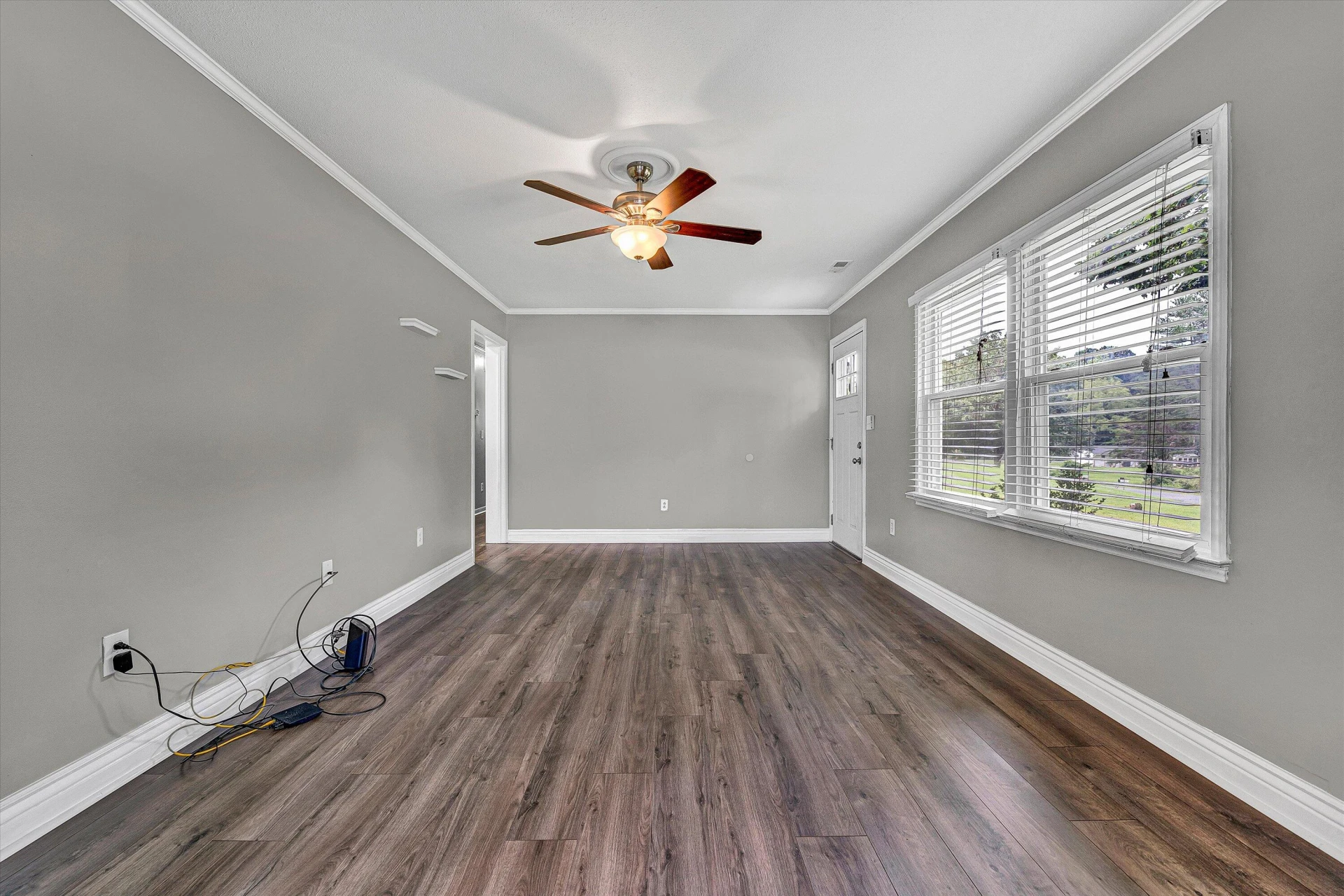 84 Oak LN - Photo 4