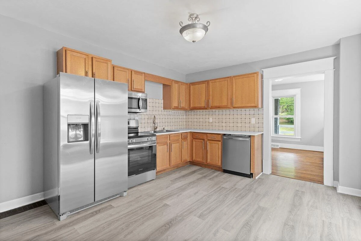 916 14Th ST - Photo 16