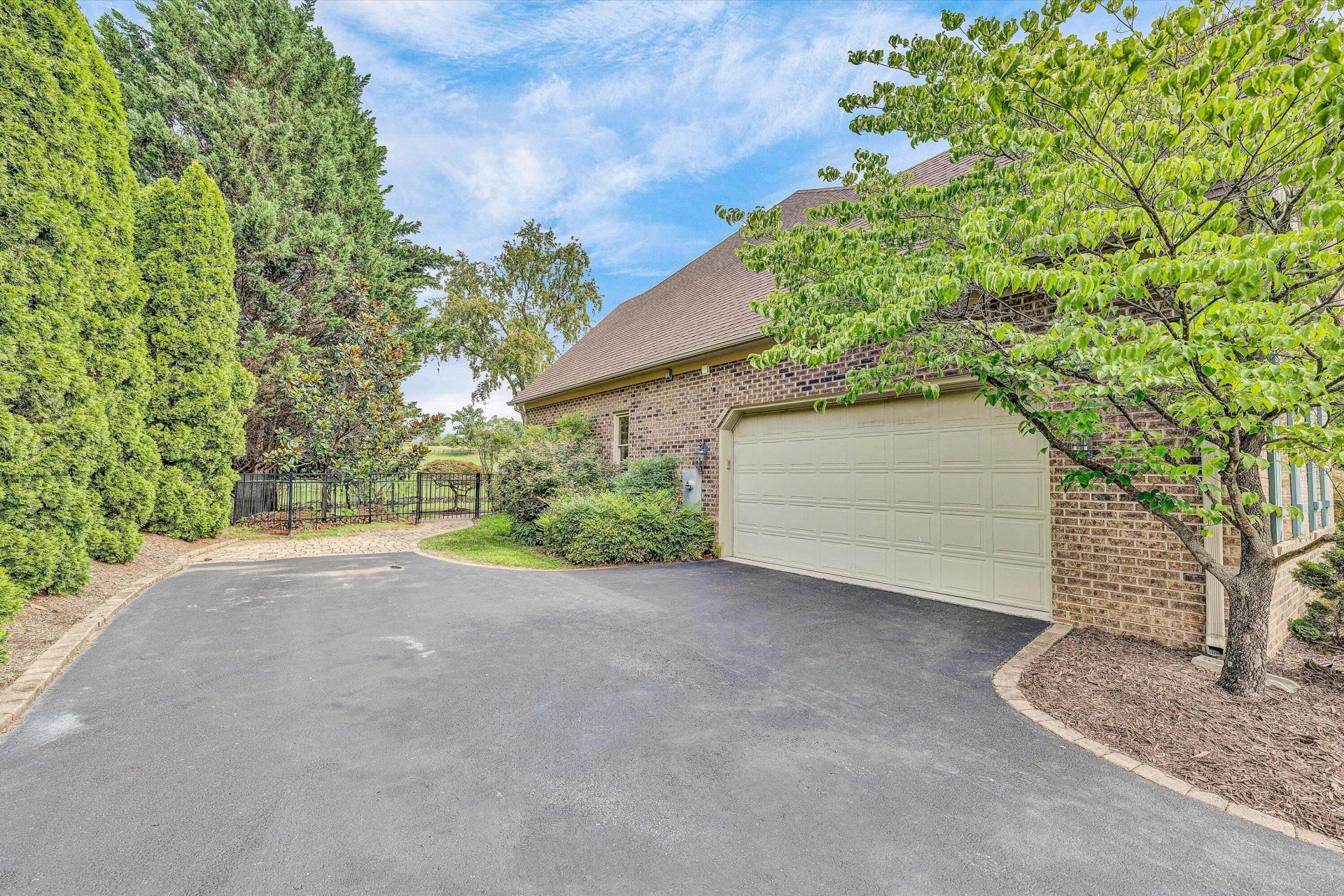 3141 Hidden Oak RD - Photo 36
