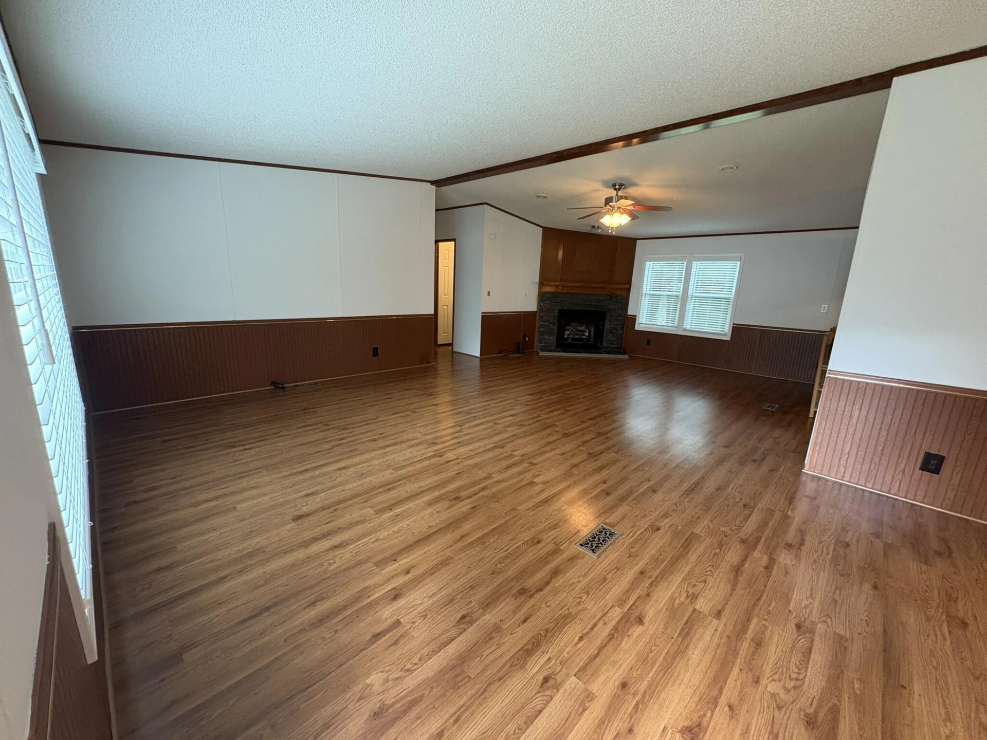 7526 Apple Grove LN - Photo 5