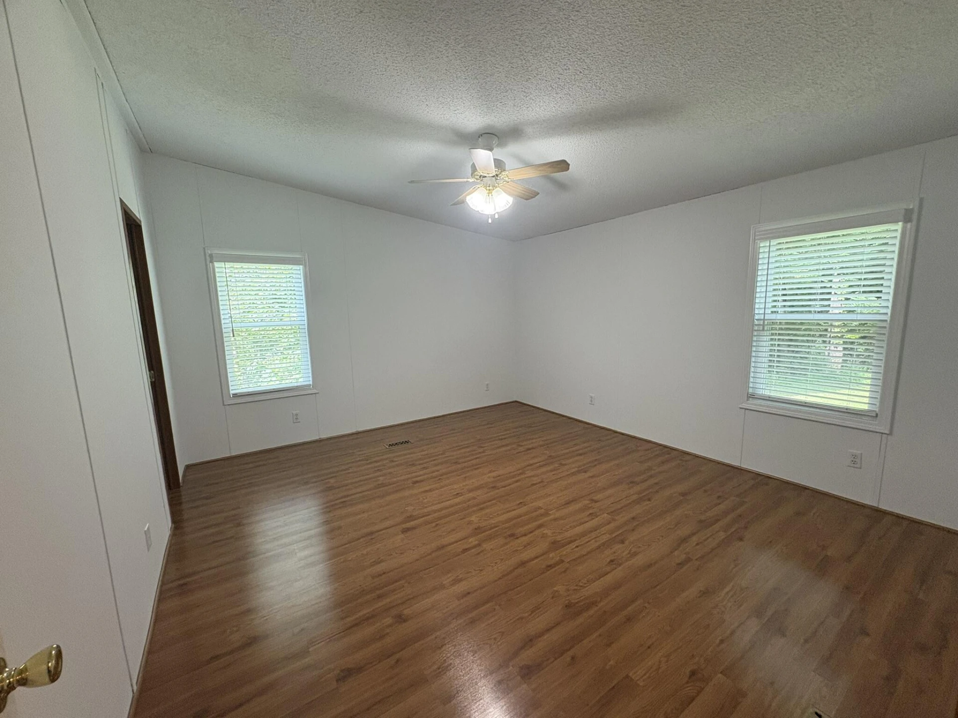 7526 Apple Grove LN - Photo 7