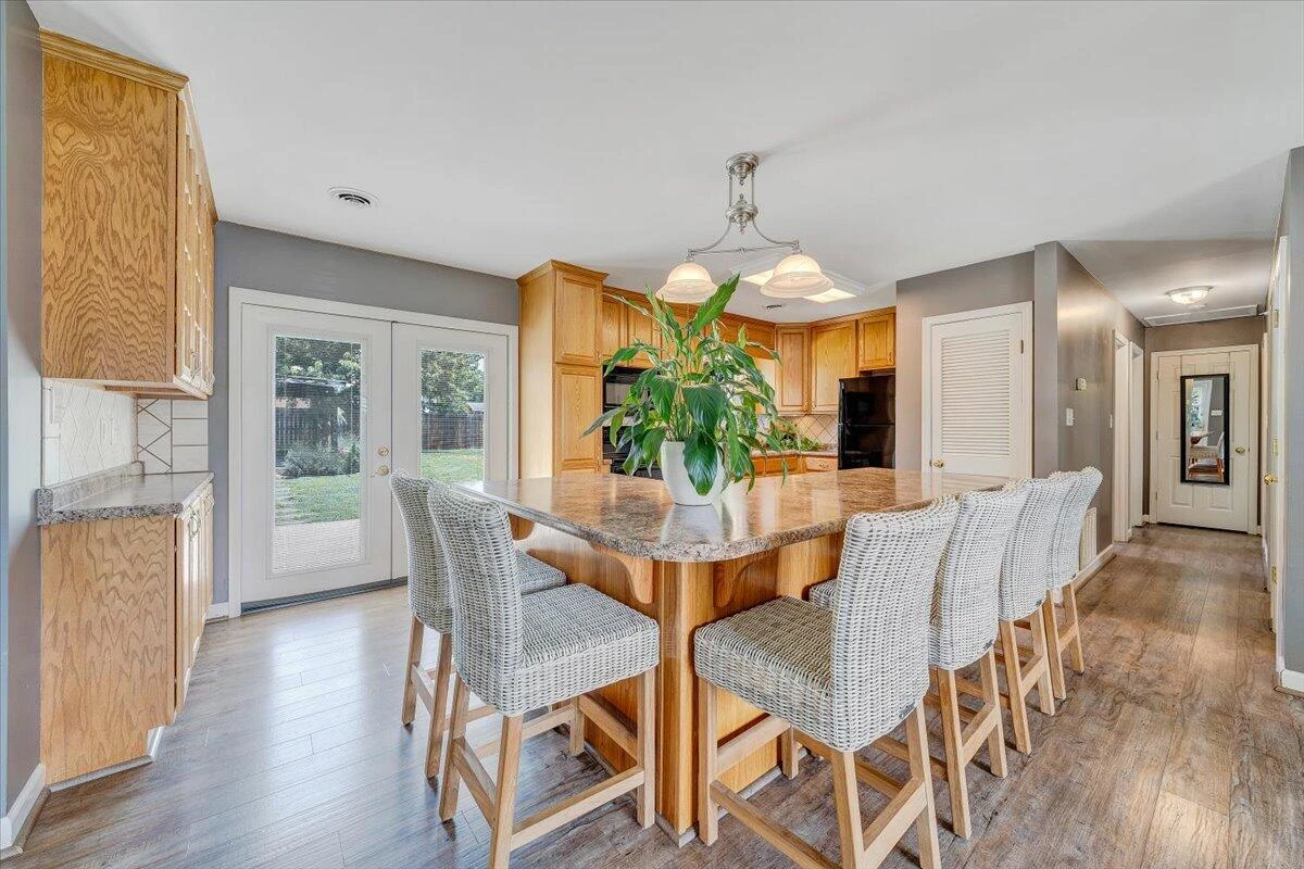 2835 Envoy DR - Photo 12