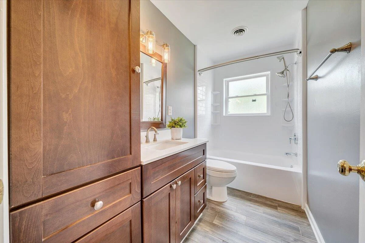 2835 Envoy DR - Photo 19