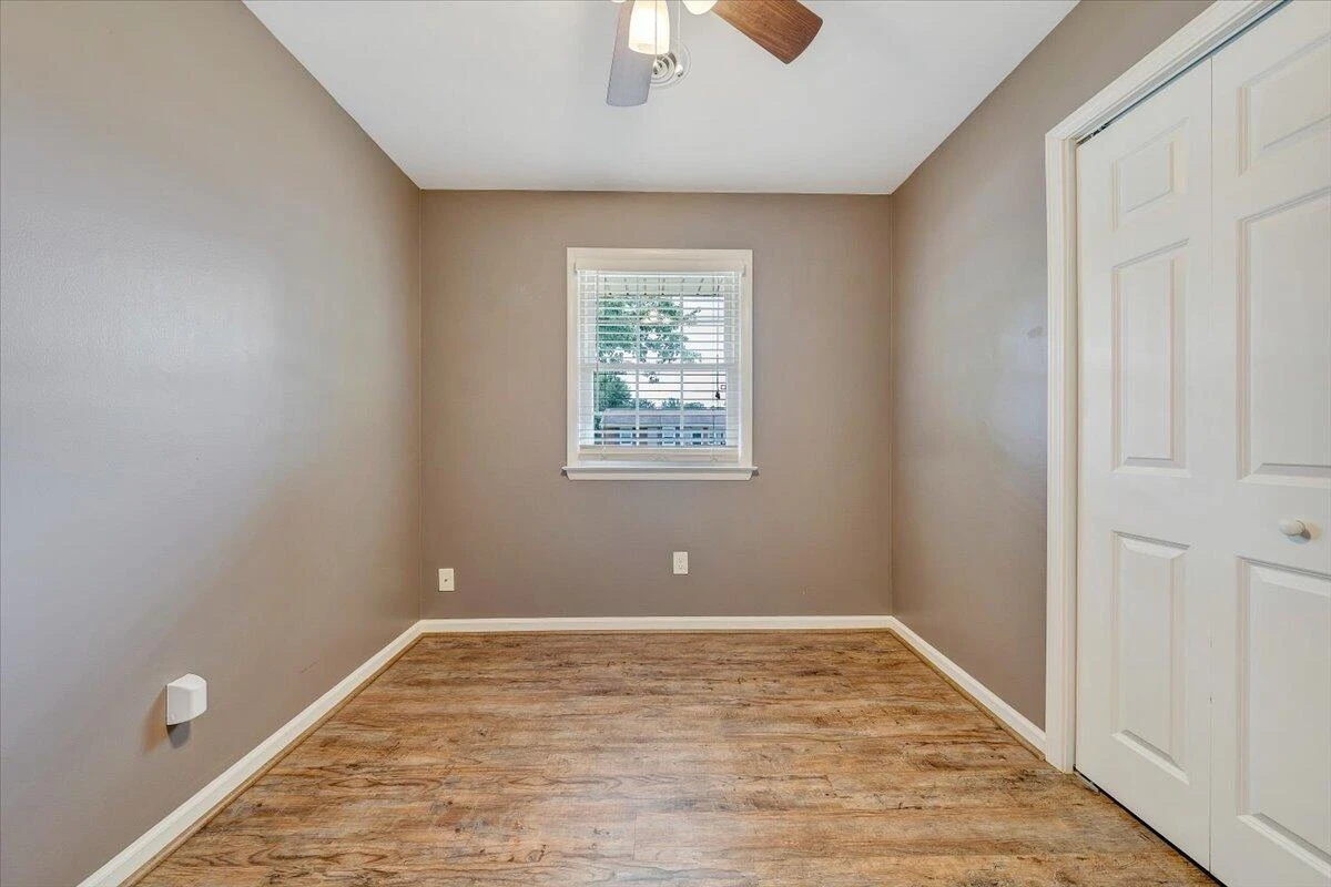 2835 Envoy DR - Photo 25