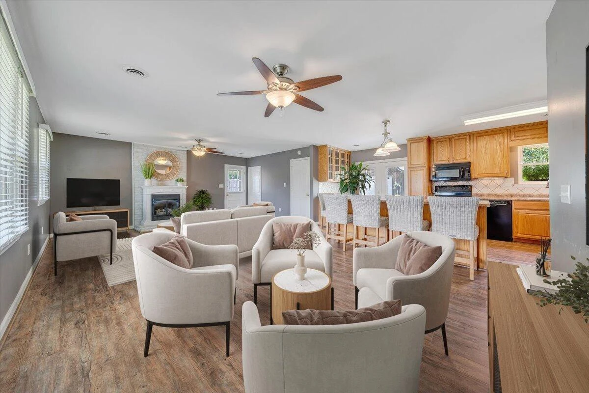 2835 Envoy DR - Photo 5