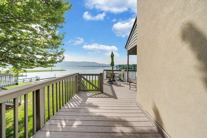 96 Peninsula Point DR - Photo 45