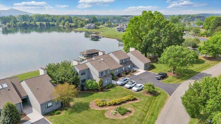 96 Peninsula Point DR - Photo 74