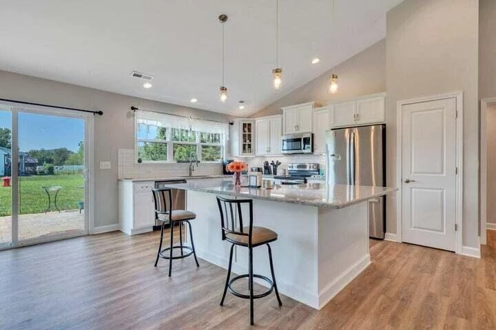 915 Morewood RD - Photo 12