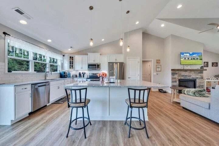 915 Morewood RD - Photo 14