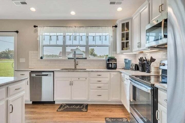 915 Morewood RD - Photo 17