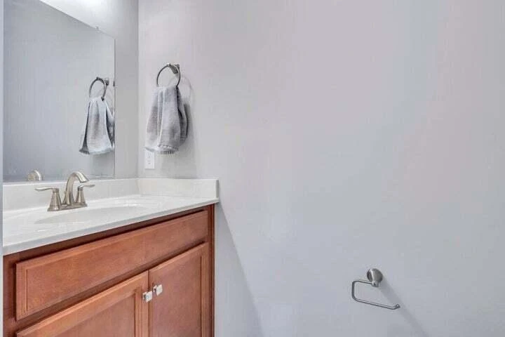 915 Morewood RD - Photo 28