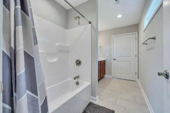915 Morewood RD - Photo 32