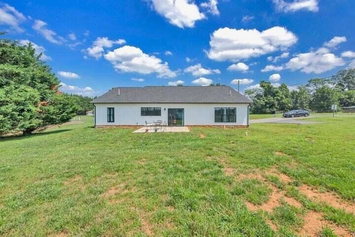 915 Morewood RD - Photo 43