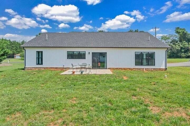 915 Morewood RD - Photo 44