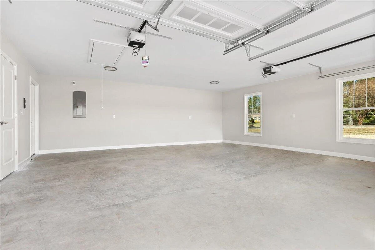 915 Morewood RD - Photo 46