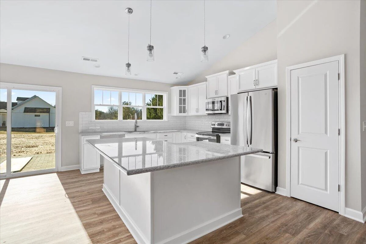 915 Morewood RD - Photo 60