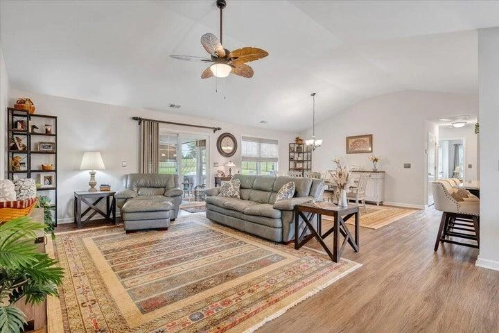 156 Bentgrass DR - Photo 2