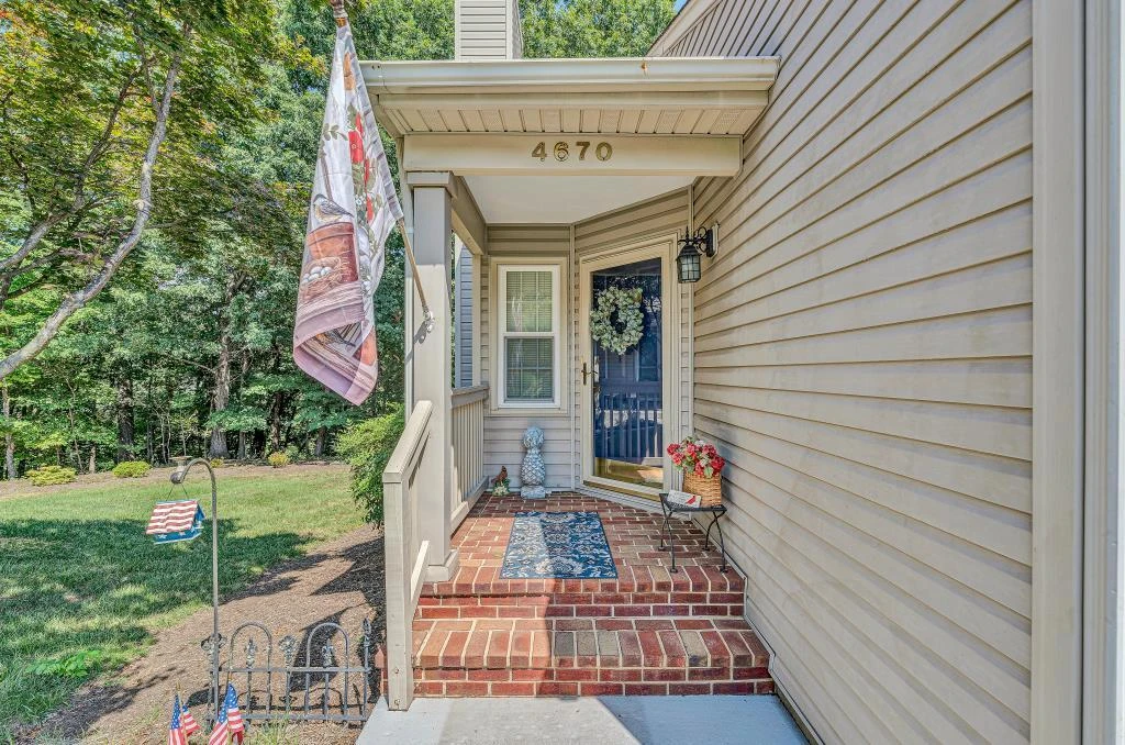 4670 Mill View CT - Photo 5