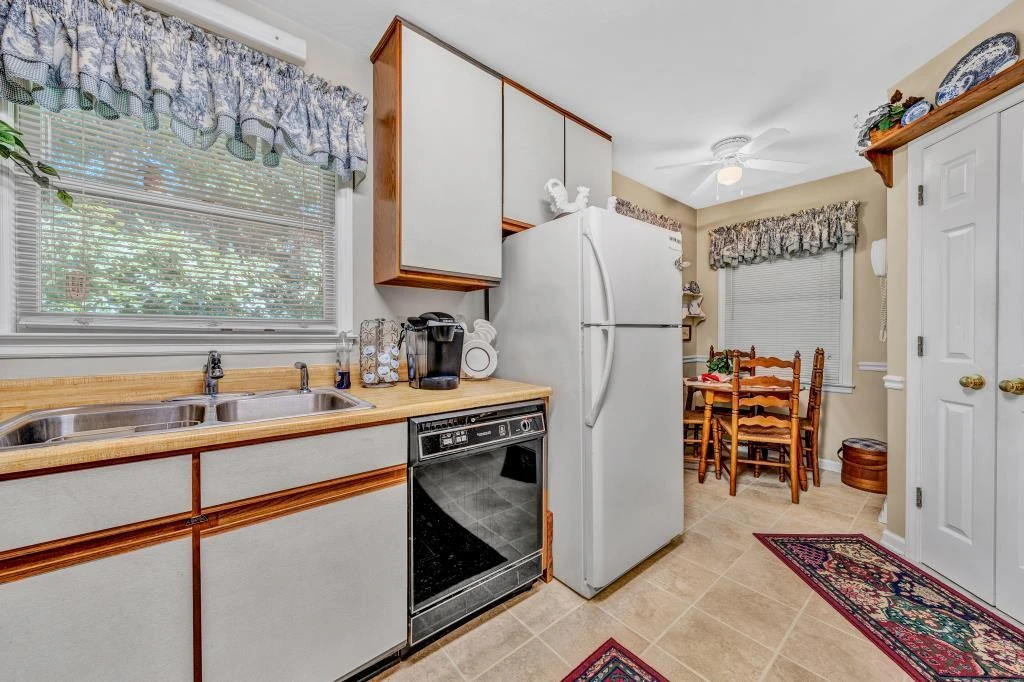 4670 Mill View CT - Photo 9