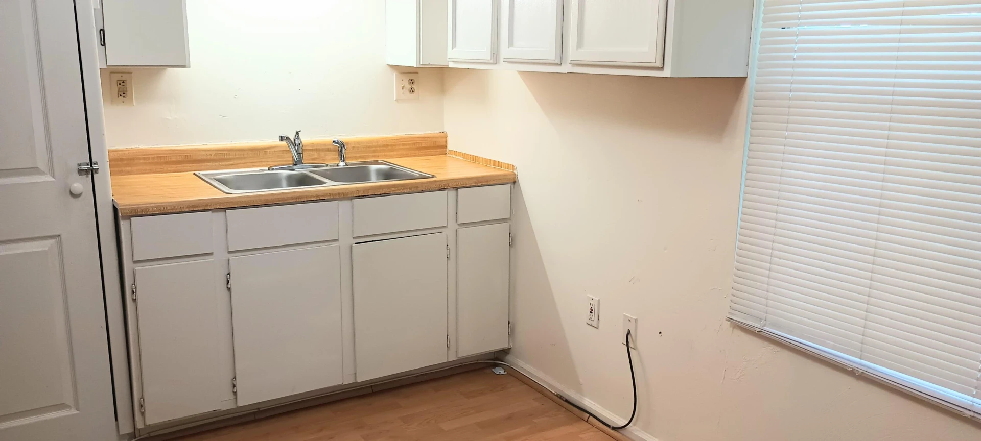 5105 Melrose AVE - Photo 6