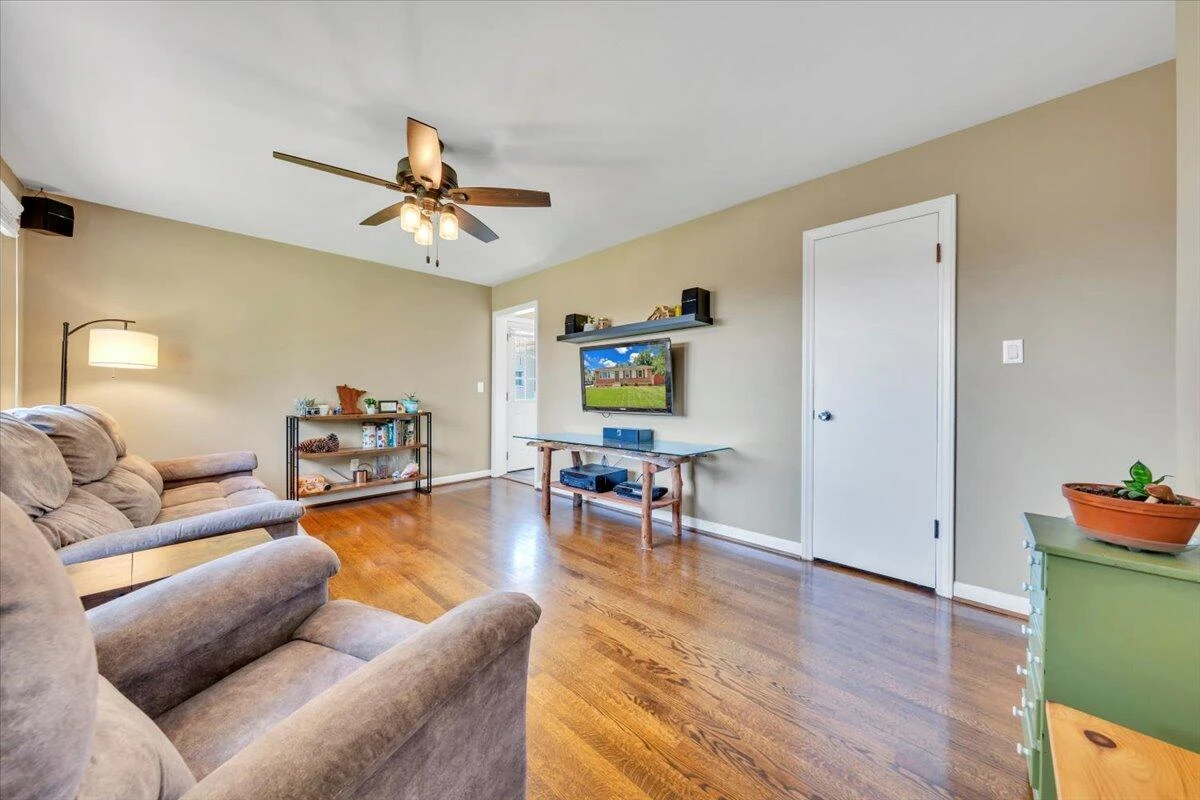 2236 Mountain View TER - Photo 13