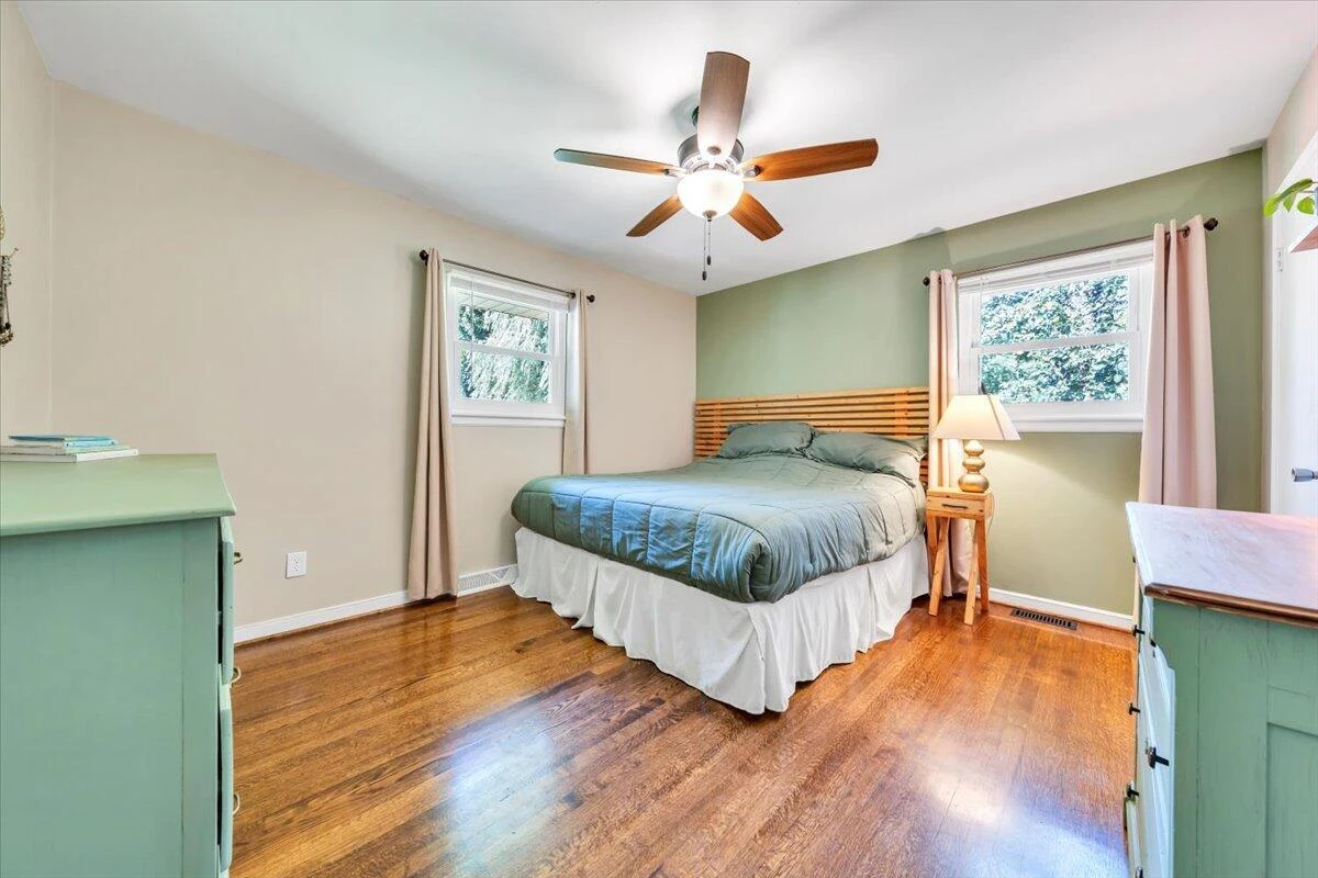 2236 Mountain View TER - Photo 20