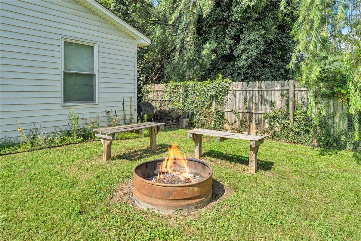 2236 Mountain View TER - Photo 39