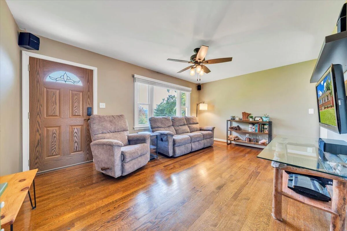 2236 Mountain View TER - Photo 12