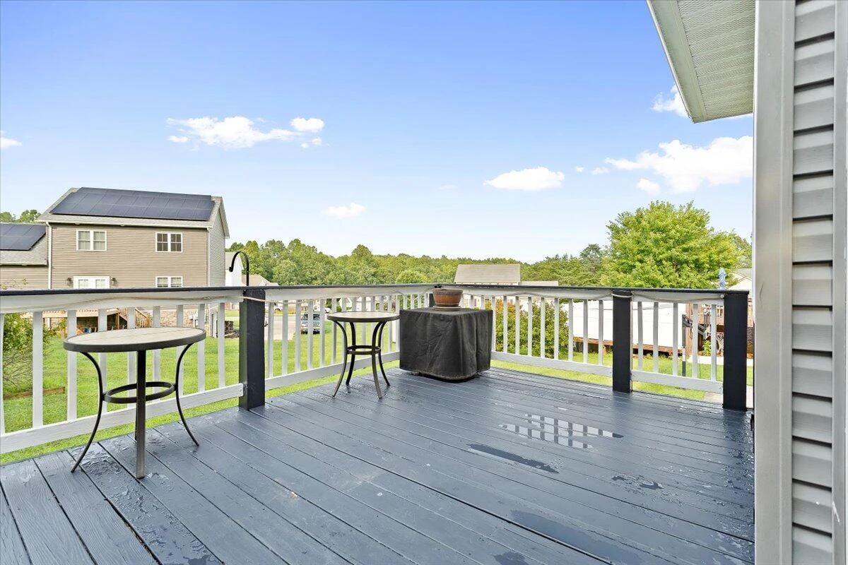 636 Russell Springs DR - Photo 16