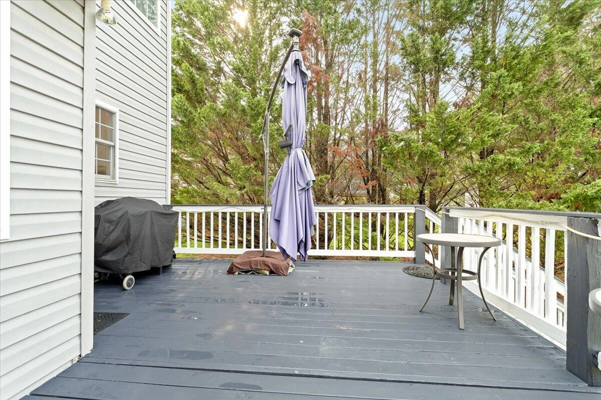 636 Russell Springs DR - Photo 17