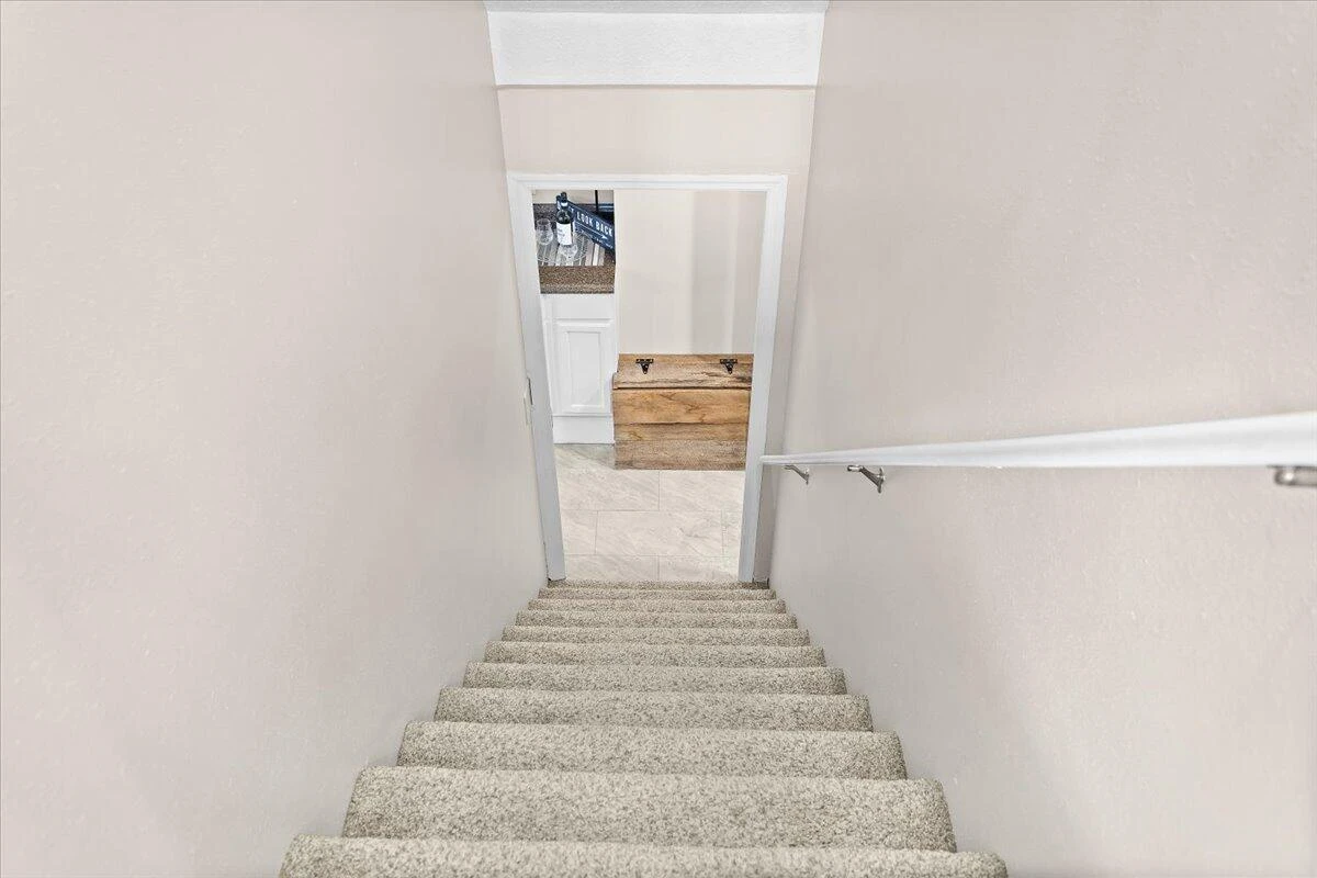 636 Russell Springs DR - Photo 20