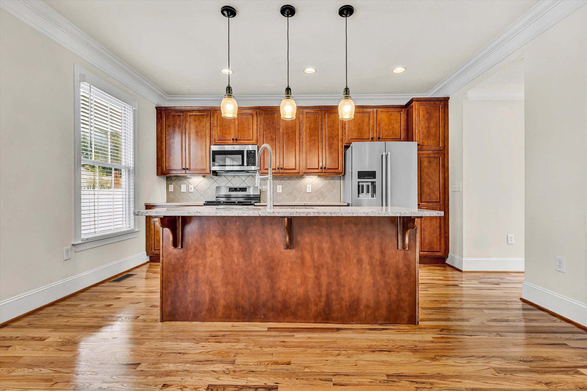 3823 Greenway DR - Photo 14