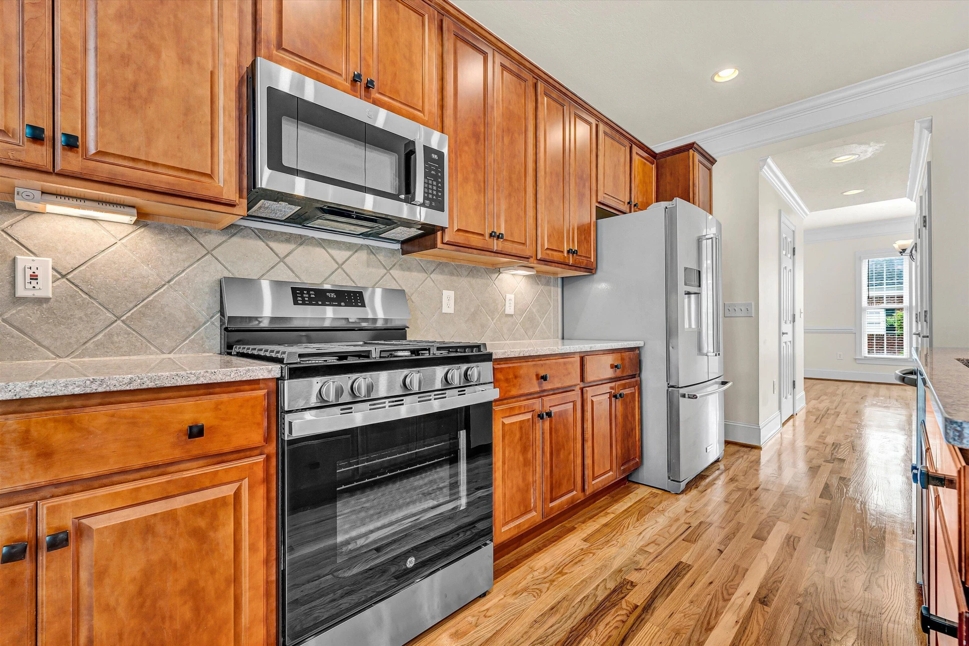 3823 Greenway DR - Photo 15