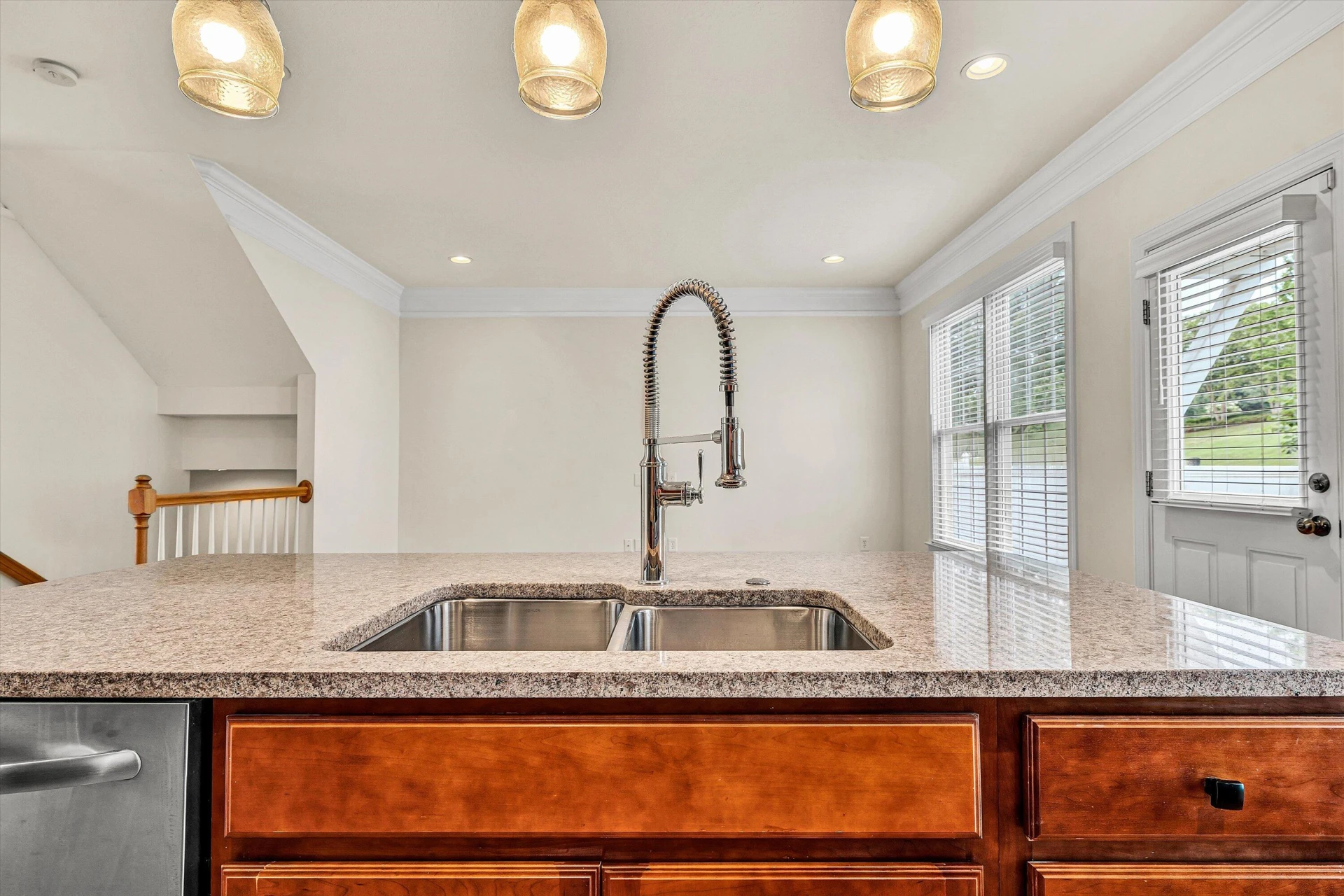 3823 Greenway DR - Photo 16