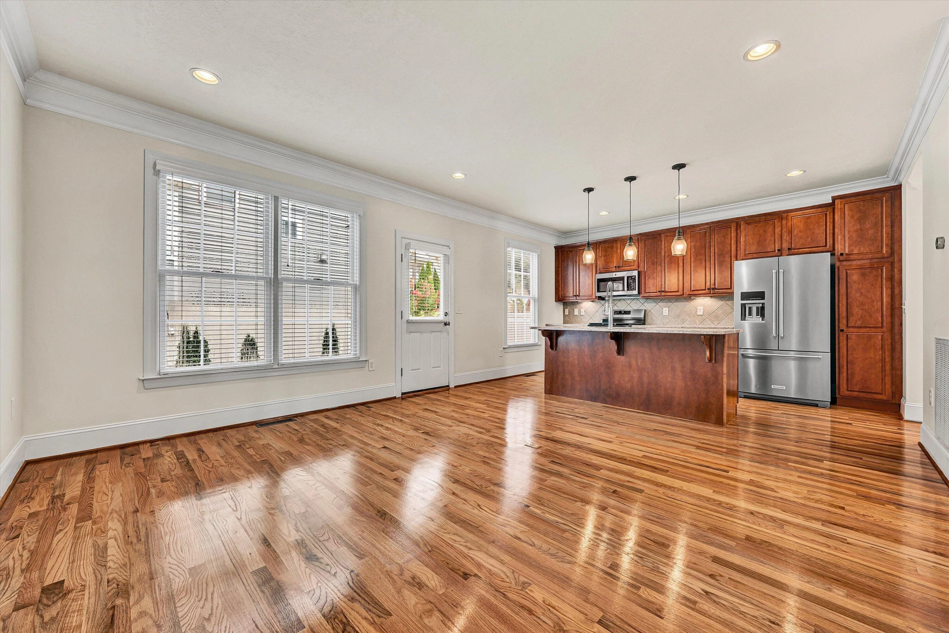 3823 Greenway DR - Photo 19