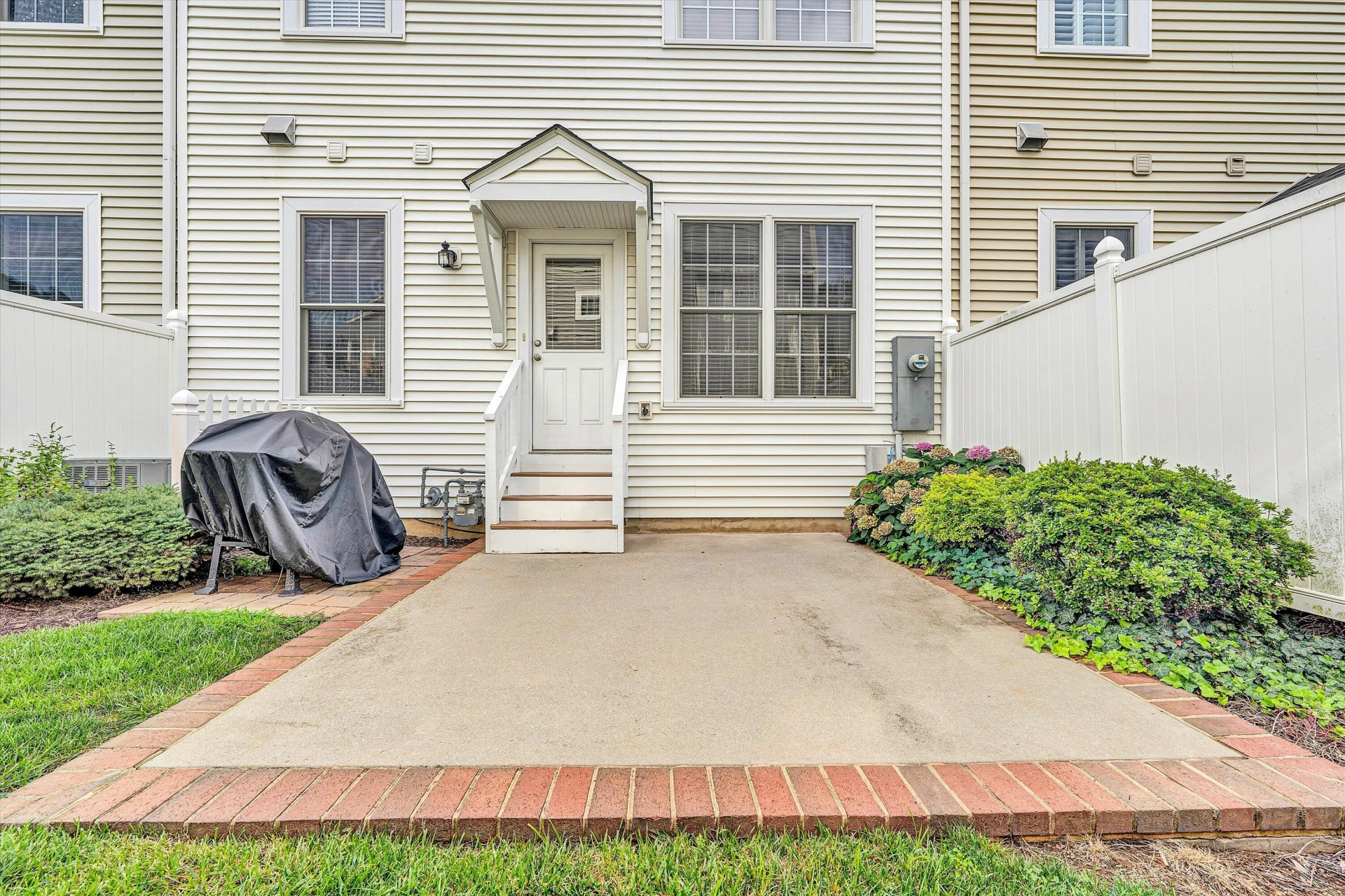 3823 Greenway DR - Photo 34