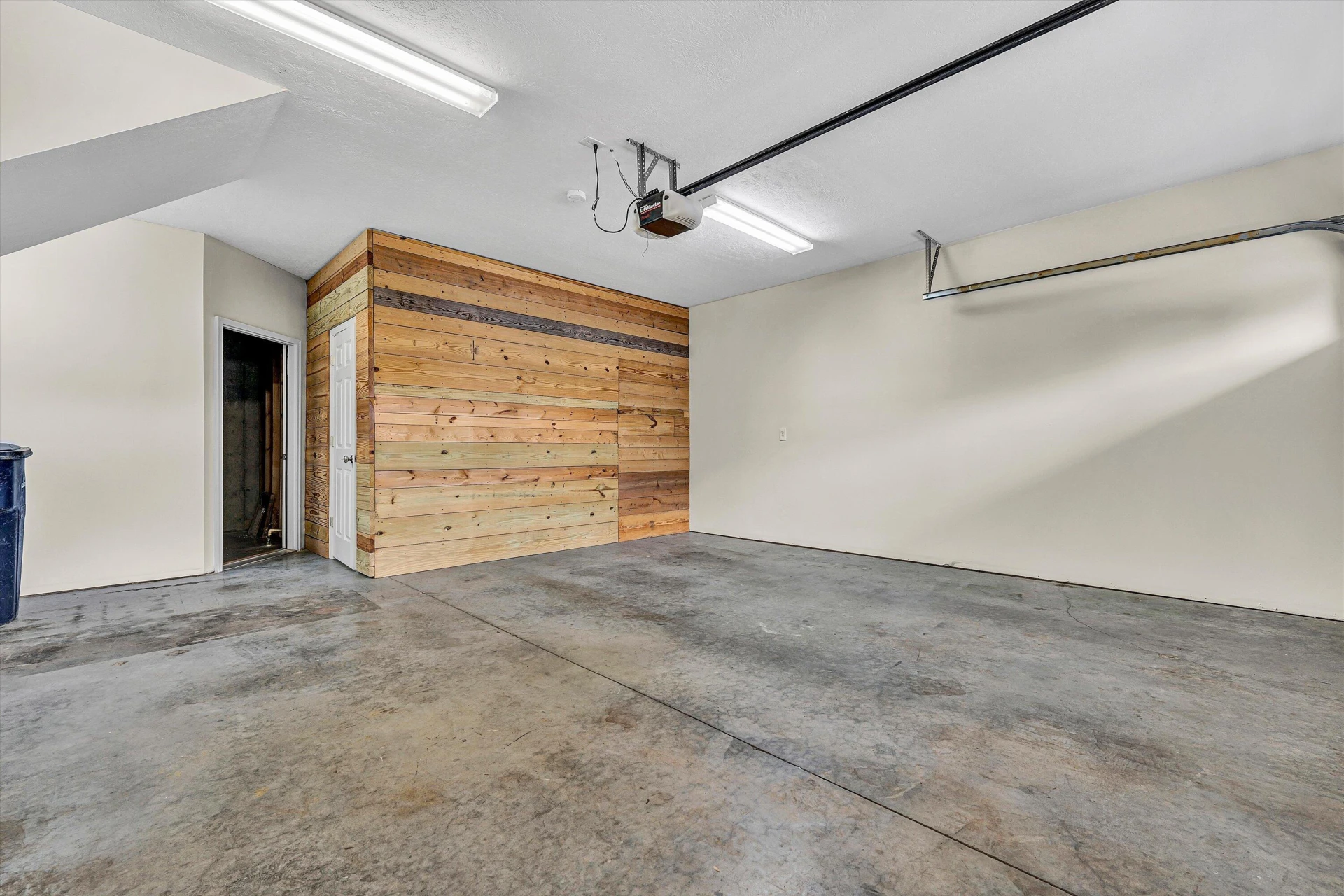 3823 Greenway DR - Photo 38