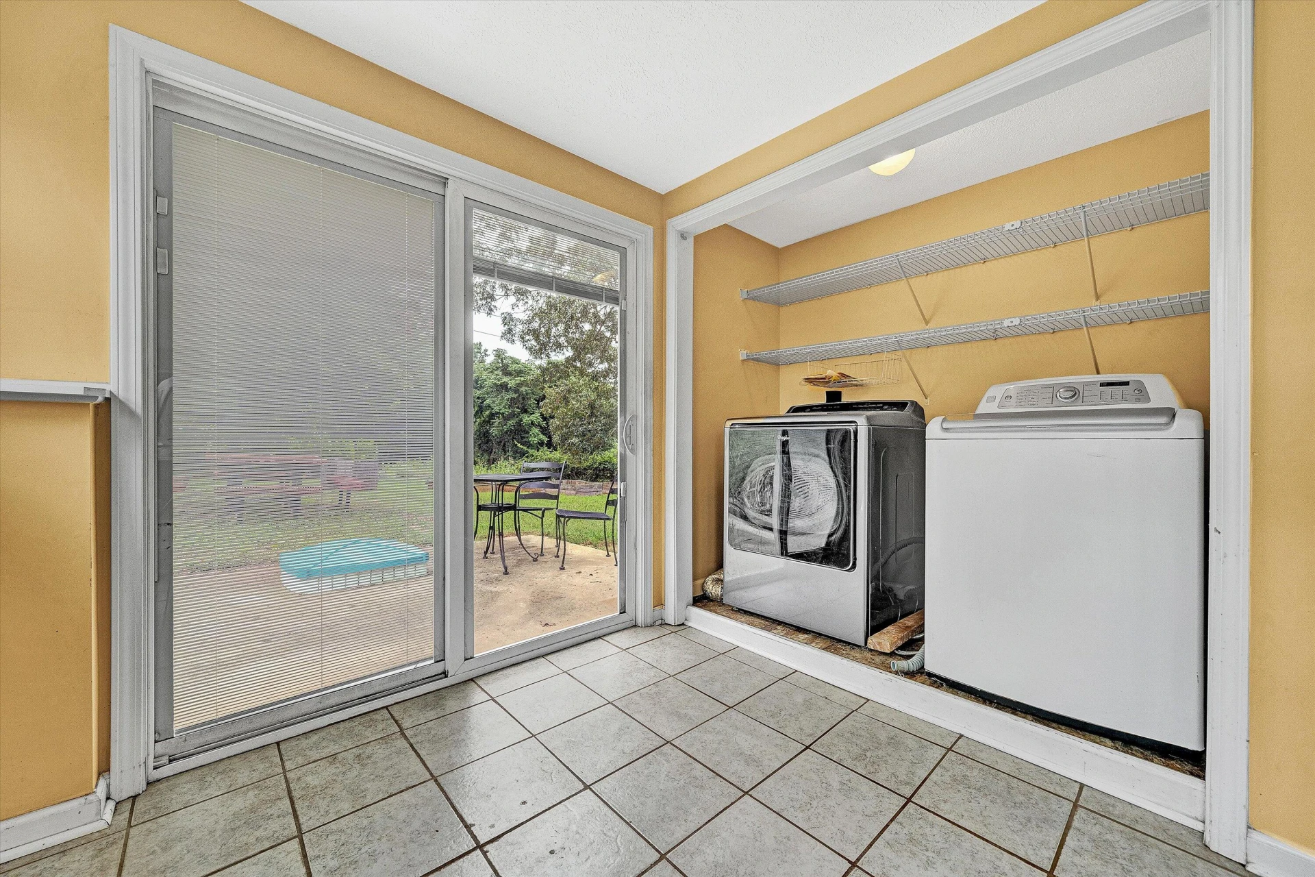 1907 Redwood RD - Photo 13