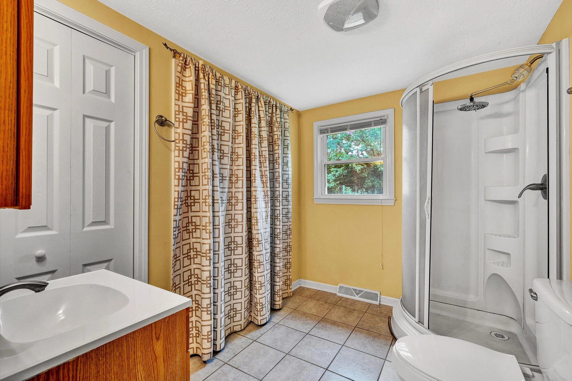 1907 Redwood RD - Photo 14
