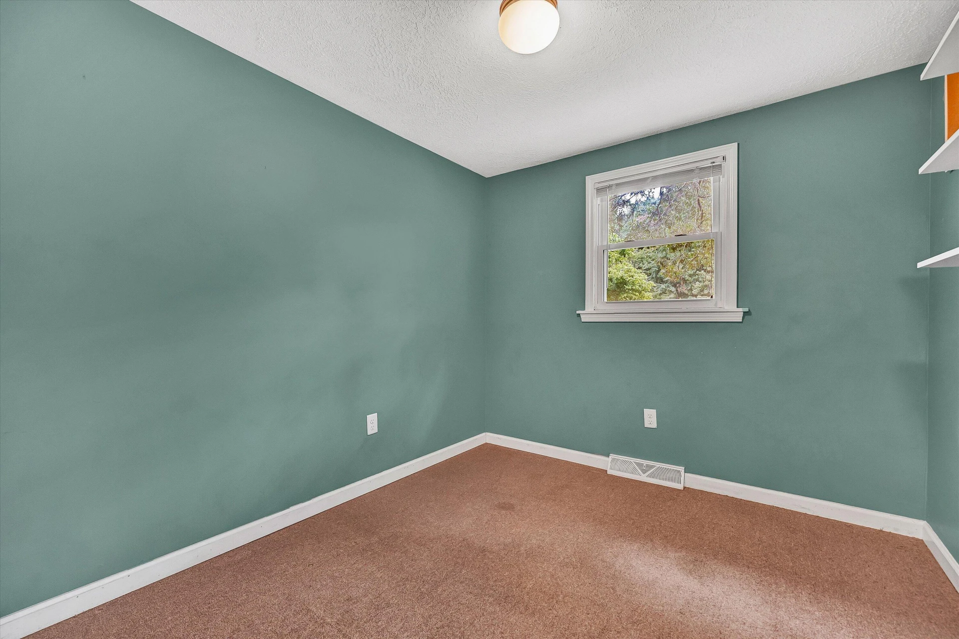 1907 Redwood RD - Photo 15