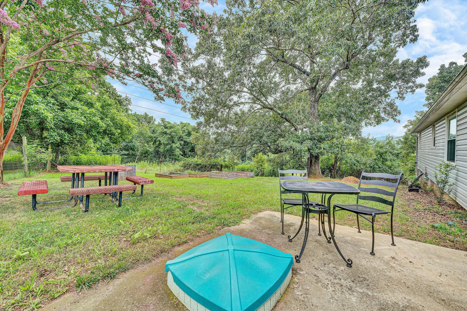 1907 Redwood RD - Photo 20
