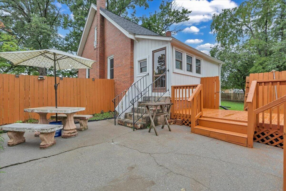 4917 Autumn LN - Photo 18