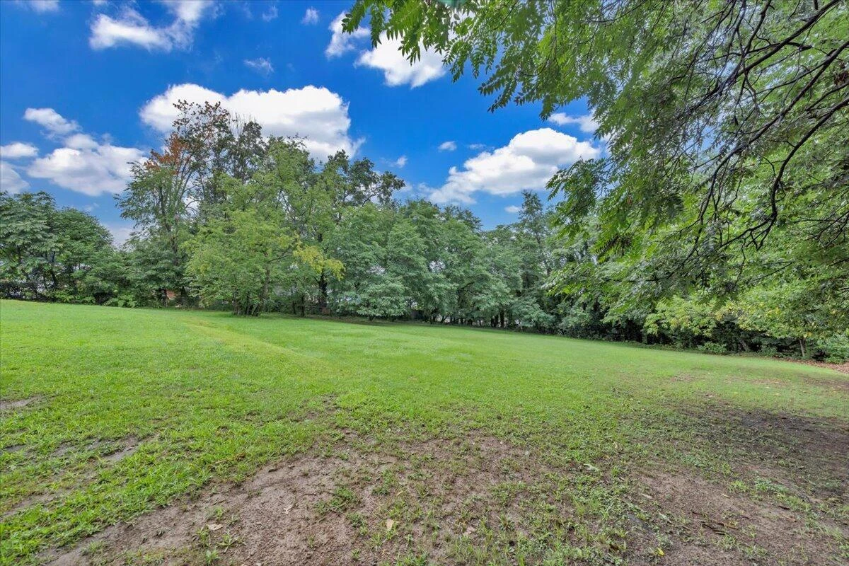 4917 Autumn LN - Photo 22