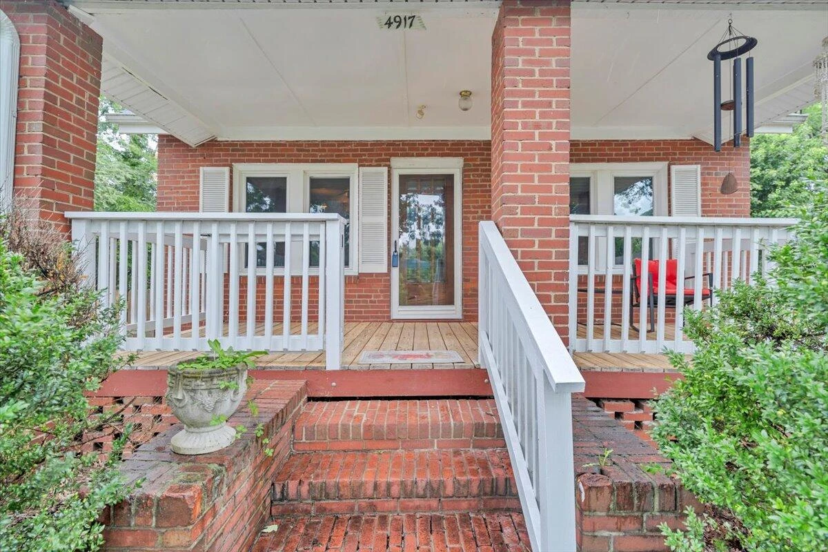 4917 Autumn LN - Photo 32